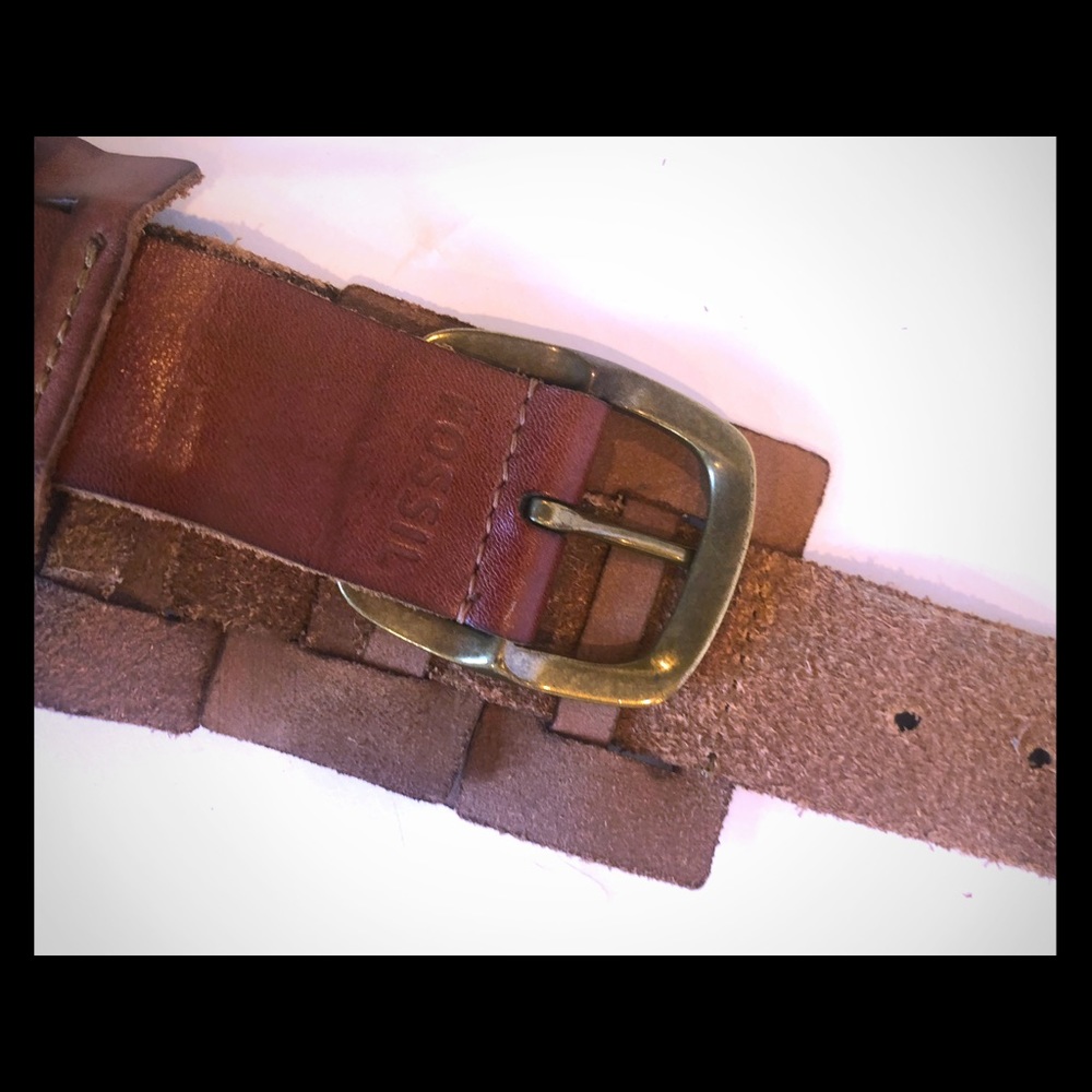 Fossil leather belt
